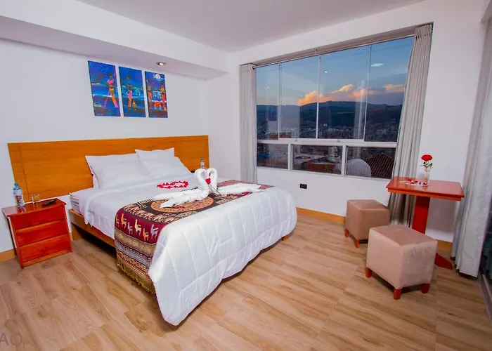 Latinos House Cusco